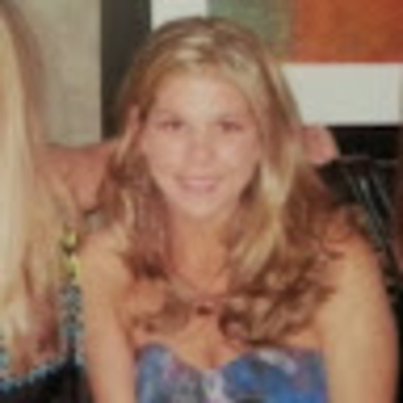 Meet your Posher, Ashley - Picture 1 of 1